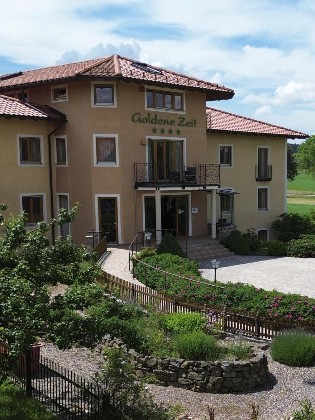 Naturhotel Goldene Zeit Georgenberg Extérieur photo